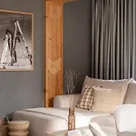 & Czarny Niedzwiedz Lägenhetshotell 4*