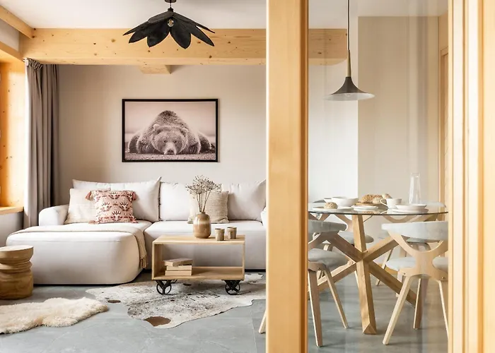 & Czarny Niedzwiedz 4*