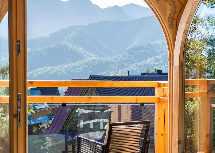 & Czarny Niedzwiedz شقة فندقية 4*